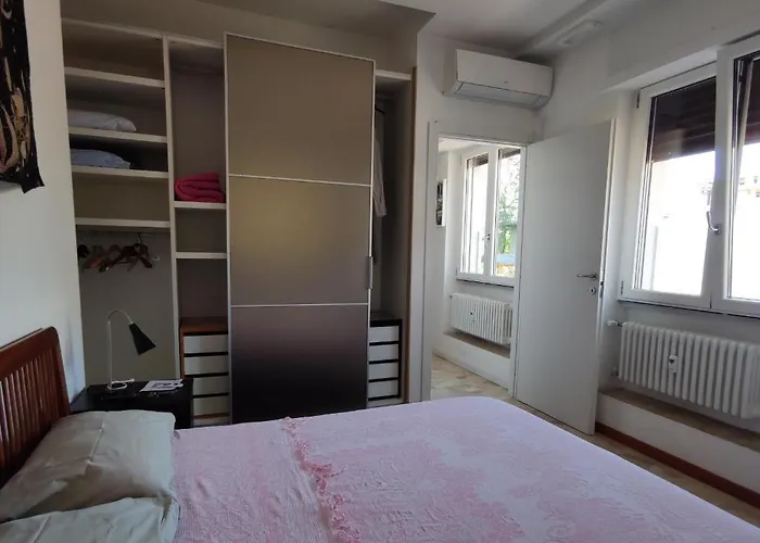 B&B Rosa Blu Como